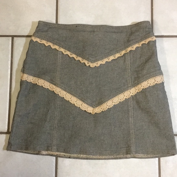 Nanette Lepore Dresses & Skirts - Beautiful Nanette Lepore skirt